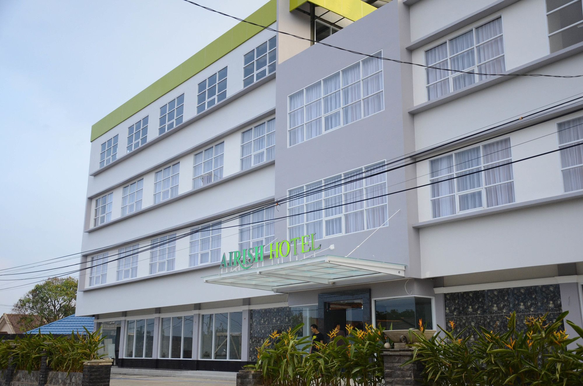 Airish Hotel Palembang Exterior foto